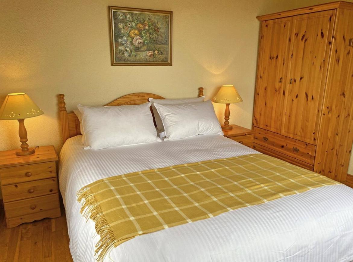 Lands End Cottage - Connemara Aughrus More Εξωτερικό φωτογραφία