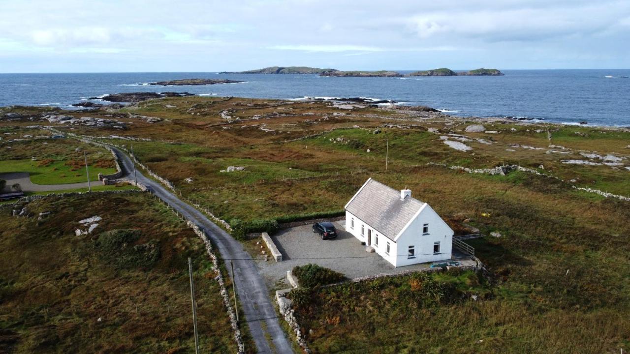 Lands End Cottage - Connemara Aughrus More Εξωτερικό φωτογραφία