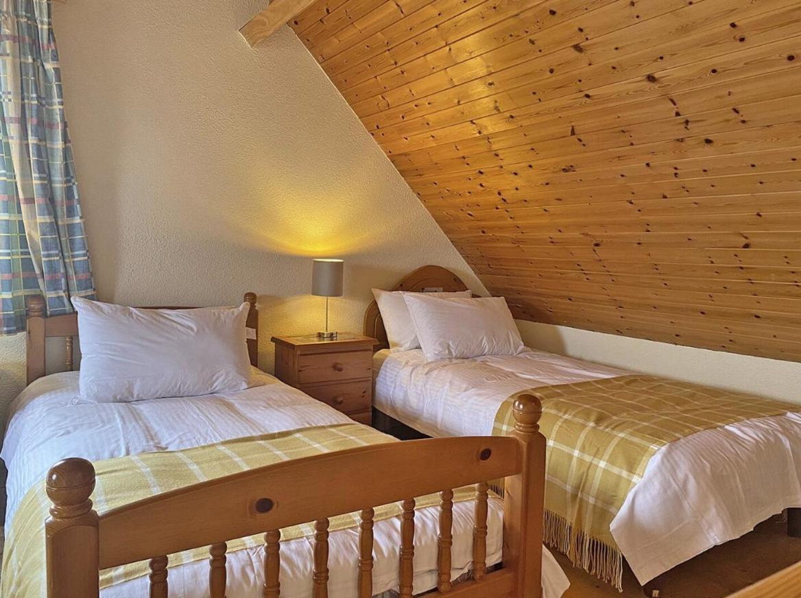Lands End Cottage - Connemara Aughrus More Εξωτερικό φωτογραφία